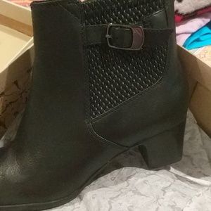 Black Ankle boots Clarks